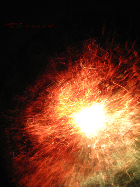 supernova . lightpaint . 2011.01 