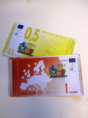 Unterlagen / Documents . Unsere kleine Stadt 2014.04 