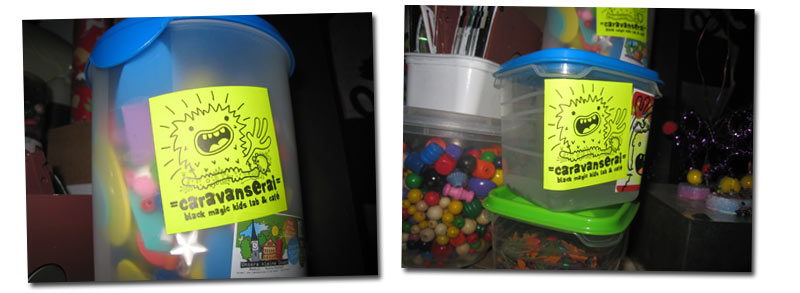 Aufkleber / Sticker =caravanserai= black magic kids lab & caf&eacute; . magic circus 