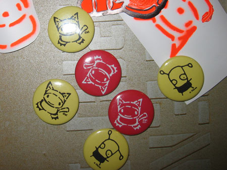 @at buttons . 2005.11 